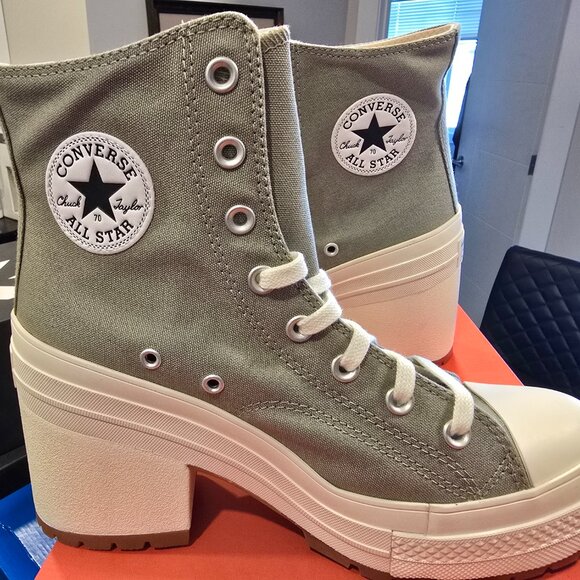 Chuck Taylor 70 De Luxe Heel High Top Shoes A11899C Women's Size 9 Olive Green - Picture 1 of 13